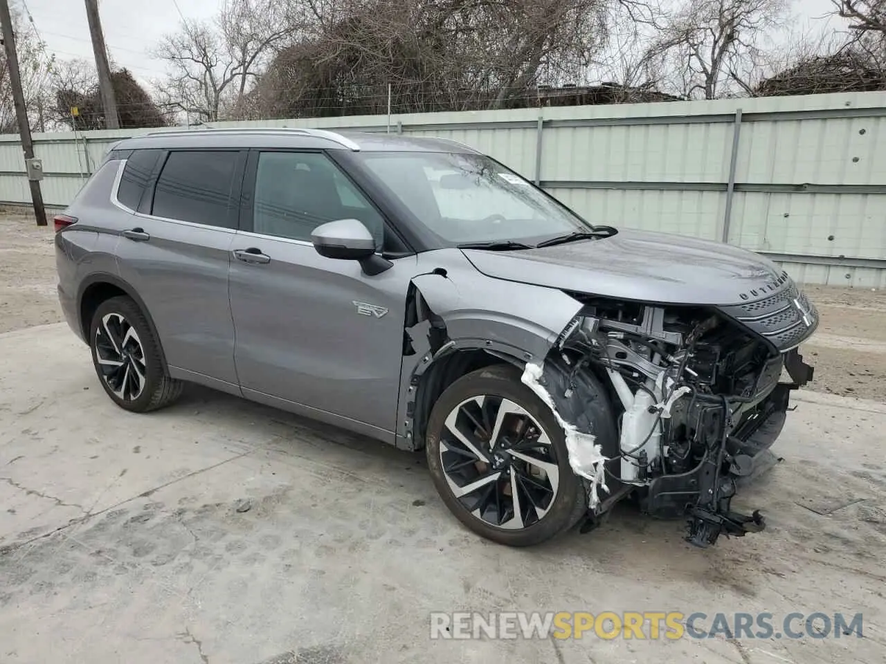 4 Photograph of a damaged car JA4T5VA99PZ032986 MITSUBISHI OUTLANDER 2023