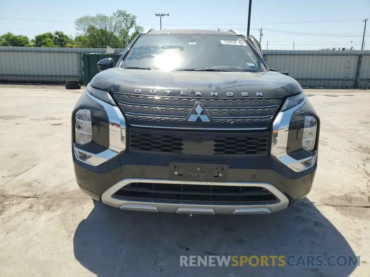 5 Photograph of a damaged car JA4T5VA9XPZ029675 MITSUBISHI OUTLANDER 2023