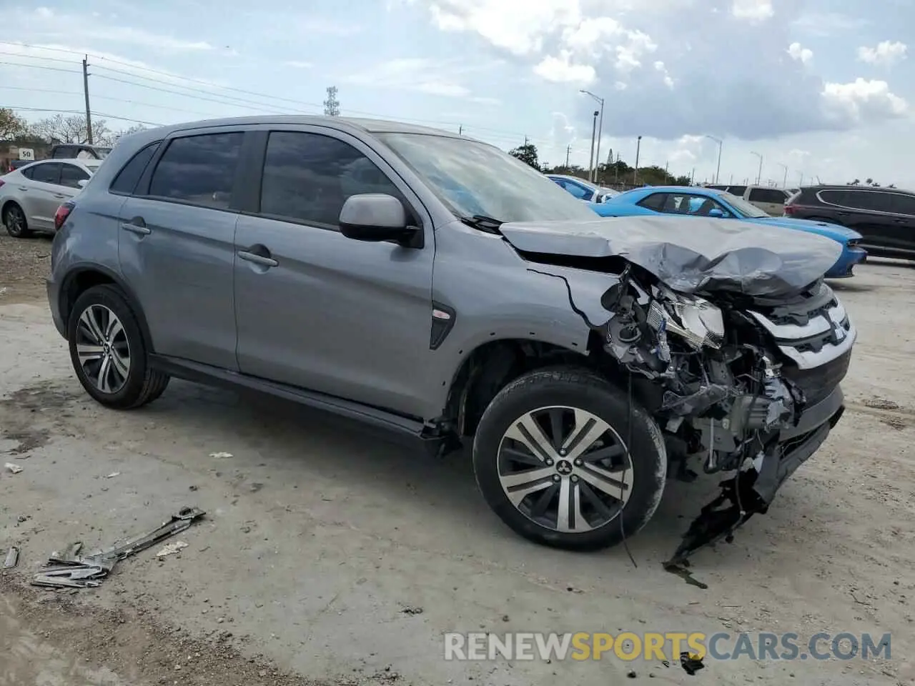 4 Photograph of a damaged car JA4ARUAU0RU006965 MITSUBISHI OUTLANDER 2024