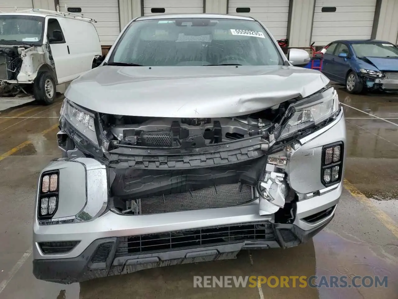 5 Photograph of a damaged car JA4ARUAU0RU008117 MITSUBISHI OUTLANDER 2024