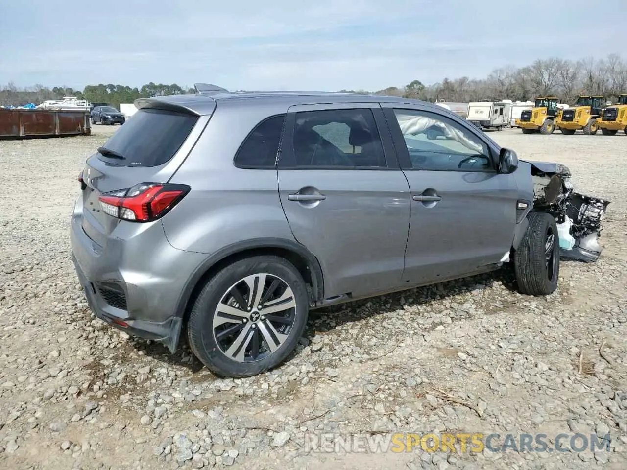 3 Photograph of a damaged car JA4ARUAU0RU023605 MITSUBISHI OUTLANDER 2024