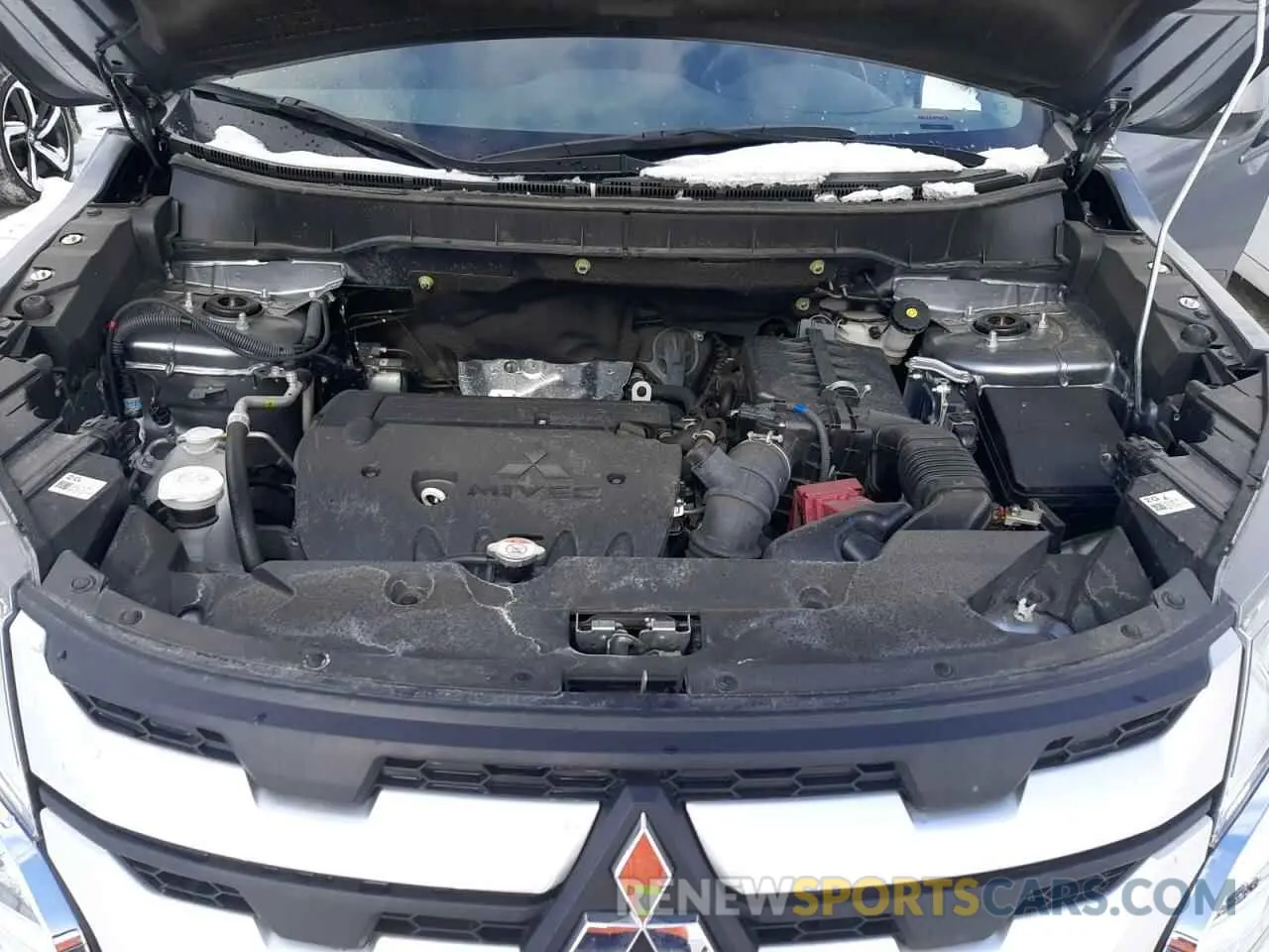 13 Photograph of a damaged car JA4ARUAU1RU010748 MITSUBISHI OUTLANDER 2024