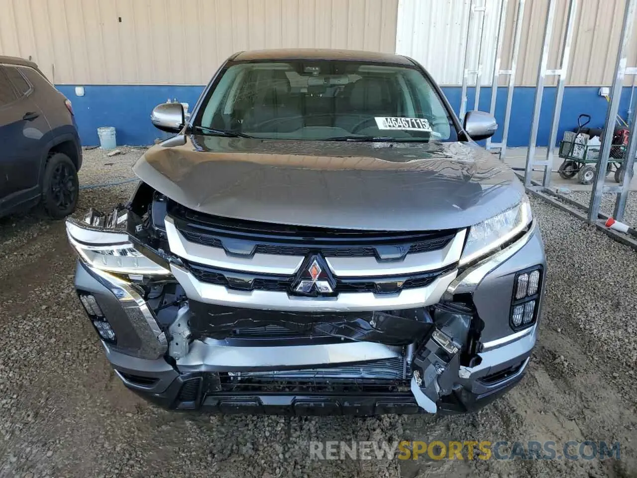 5 Photograph of a damaged car JA4ARUAU2RU017417 MITSUBISHI OUTLANDER 2024