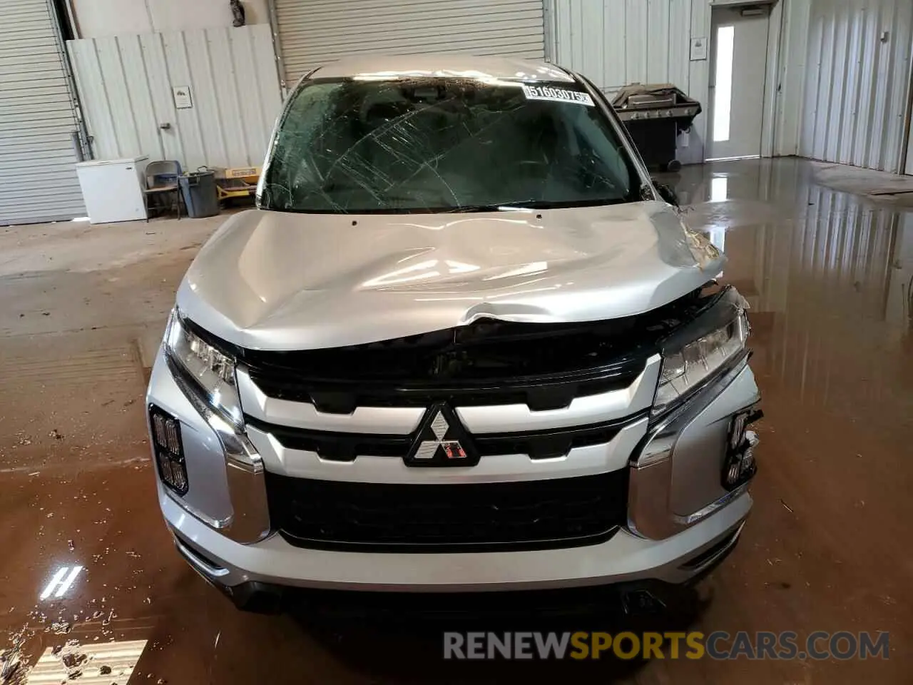 5 Photograph of a damaged car JA4ARUAU4RU008010 MITSUBISHI OUTLANDER 2024
