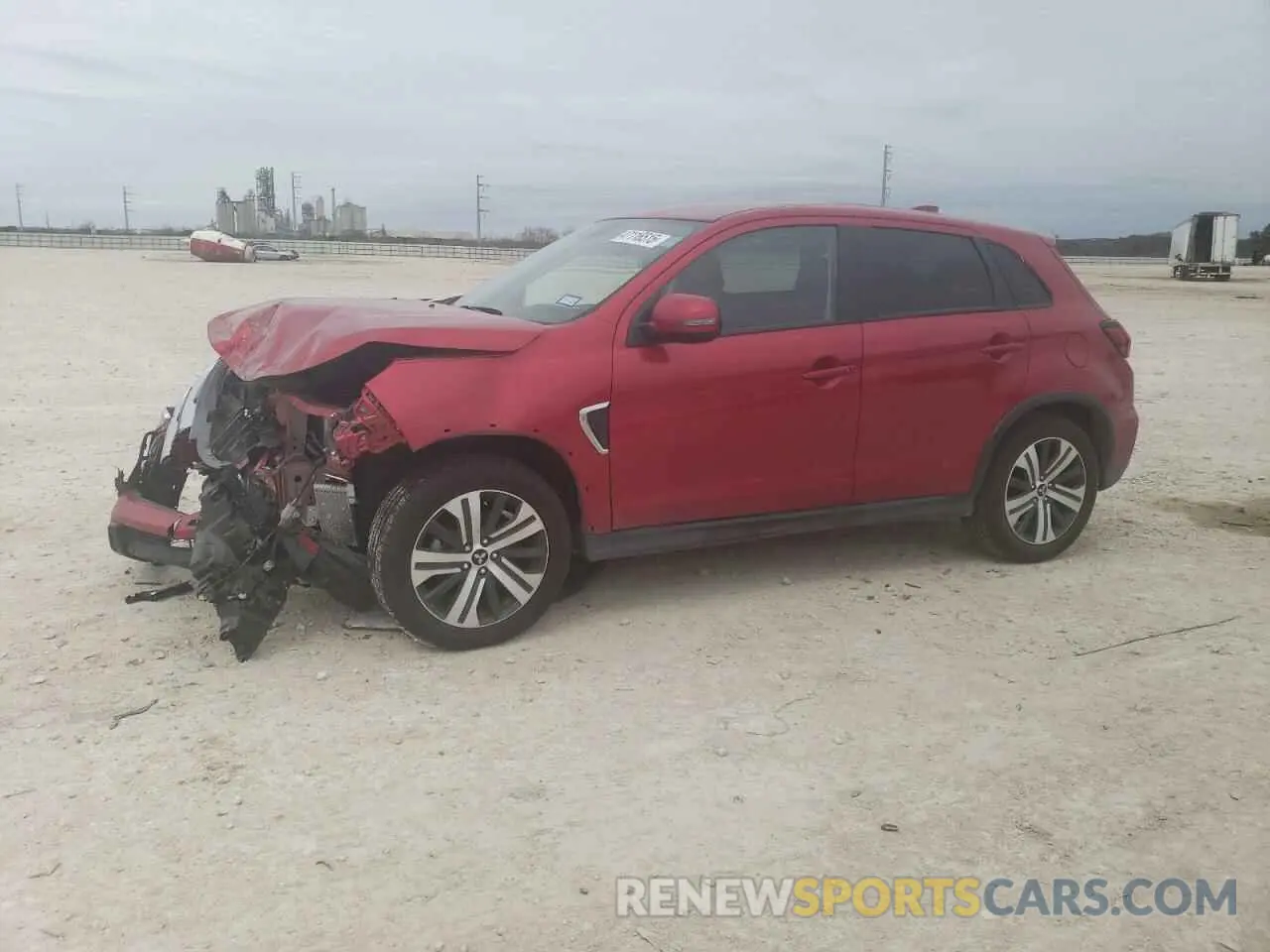 1 Photograph of a damaged car JA4ARUAU6RU004833 MITSUBISHI OUTLANDER 2024