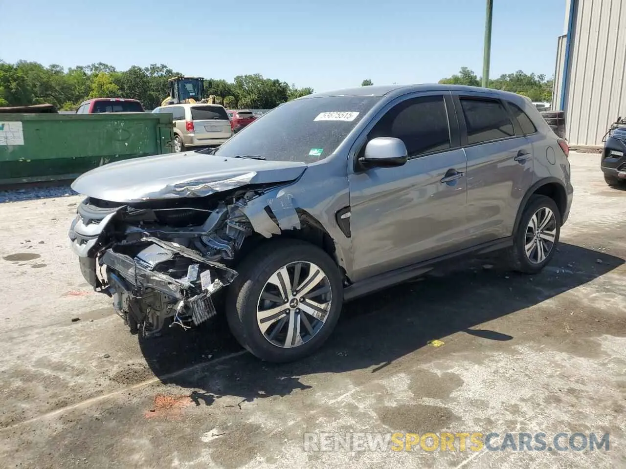 1 Photograph of a damaged car JA4ARUAU7RU003304 MITSUBISHI OUTLANDER 2024