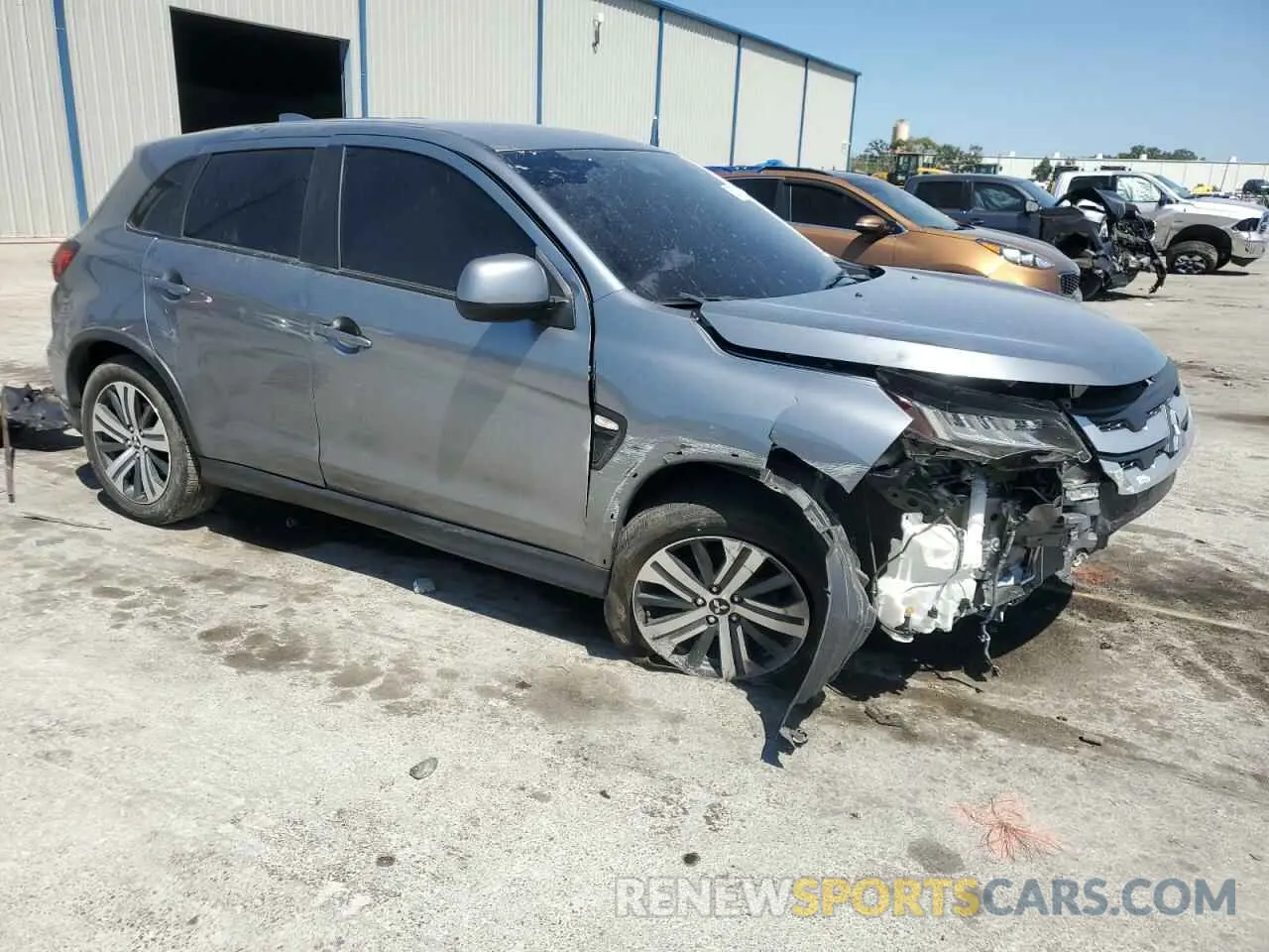 4 Photograph of a damaged car JA4ARUAU7RU003304 MITSUBISHI OUTLANDER 2024
