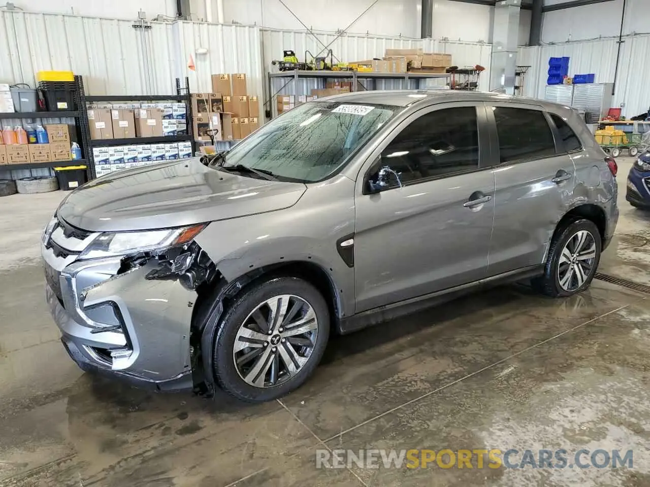 1 Photograph of a damaged car JA4ARUAU8RU009516 MITSUBISHI OUTLANDER 2024