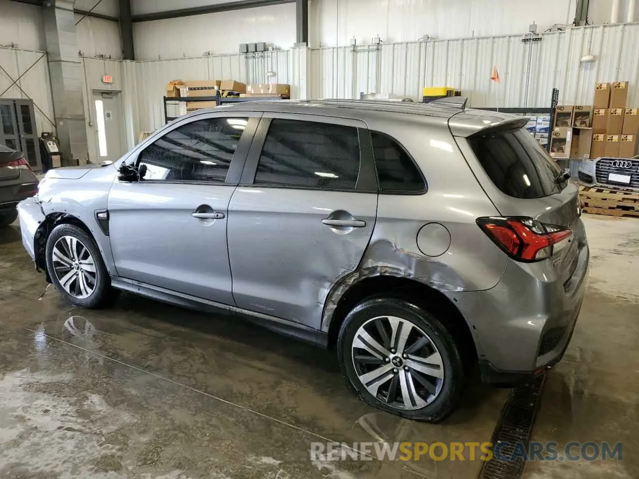 2 Photograph of a damaged car JA4ARUAU8RU009516 MITSUBISHI OUTLANDER 2024