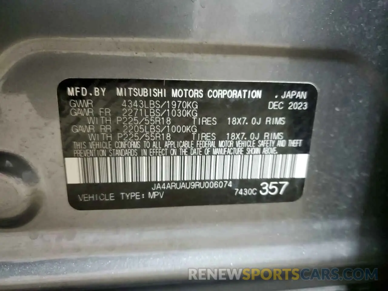 14 Photograph of a damaged car JA4ARUAU9RU006074 MITSUBISHI OUTLANDER 2024