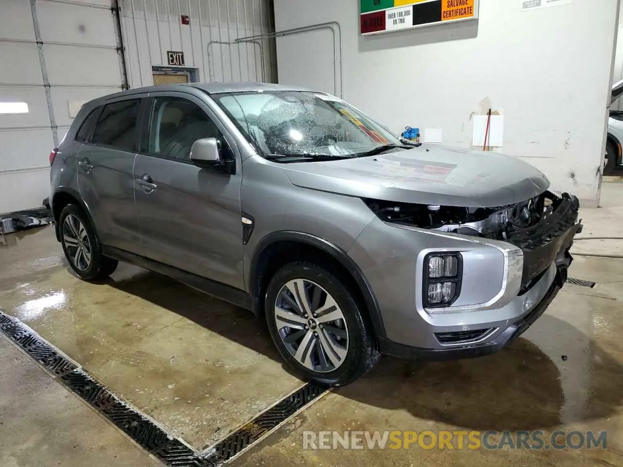 4 Photograph of a damaged car JA4ARUAU9RU006074 MITSUBISHI OUTLANDER 2024