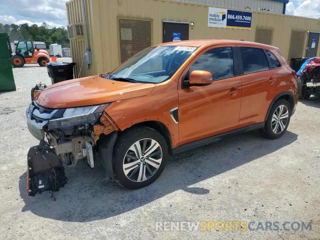 1 Photograph of a damaged car JA4ARUAU9RU014949 MITSUBISHI OUTLANDER 2024