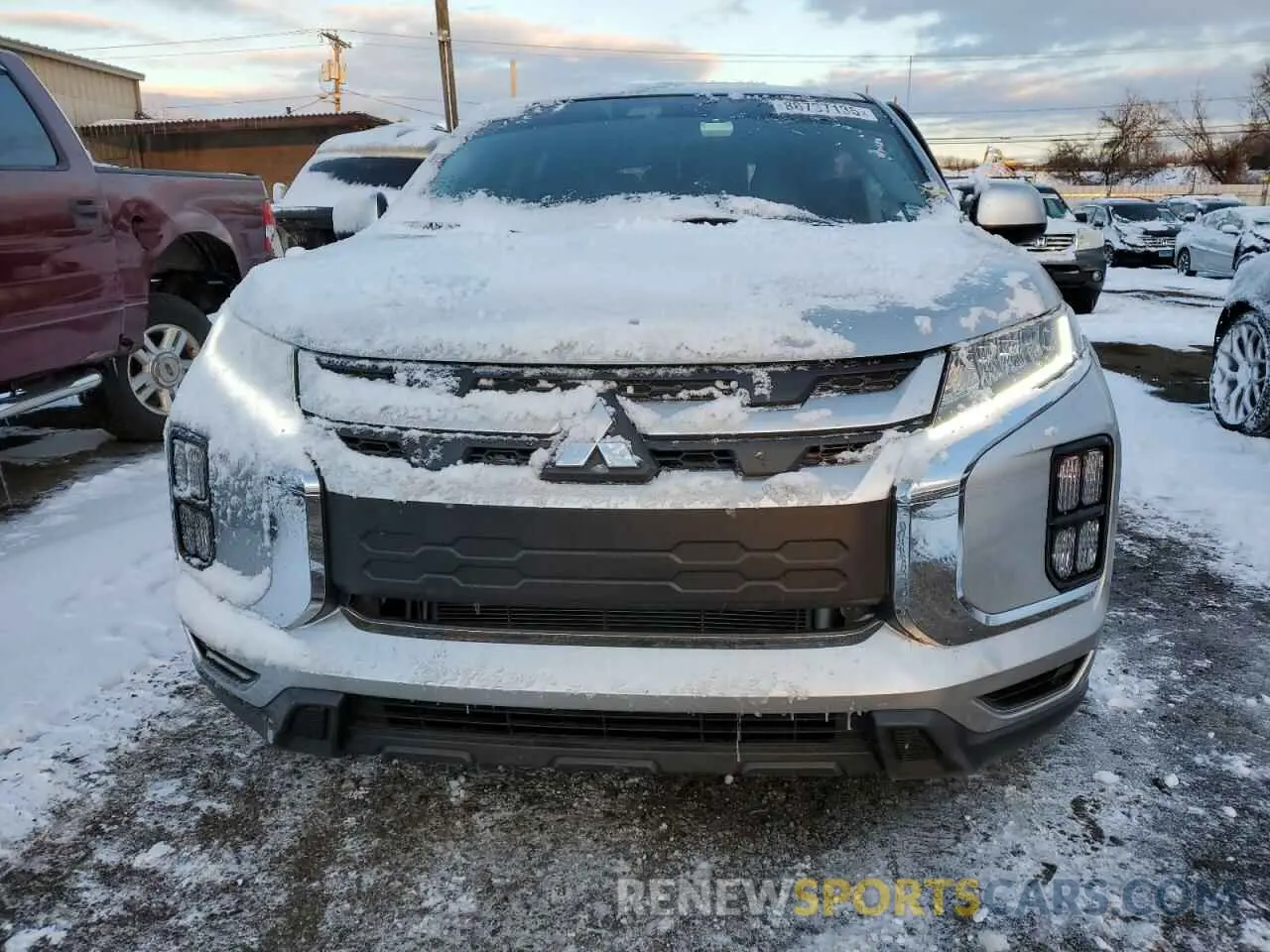 5 Photograph of a damaged car JA4ARUAUXRU009792 MITSUBISHI OUTLANDER 2024