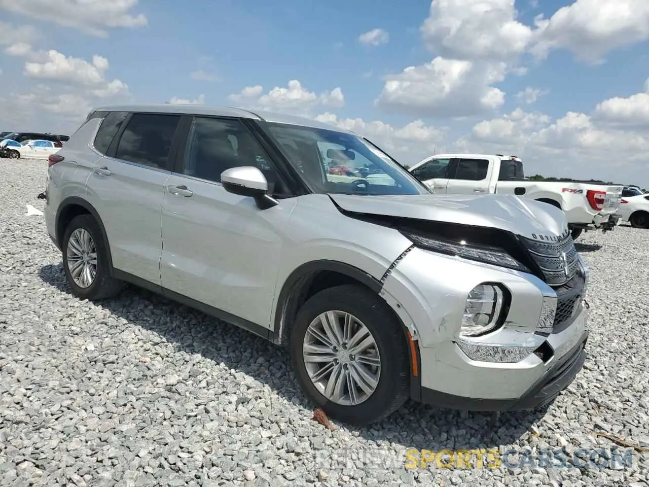 4 Photograph of a damaged car JA4J3UA83RZ005171 MITSUBISHI OUTLANDER 2024