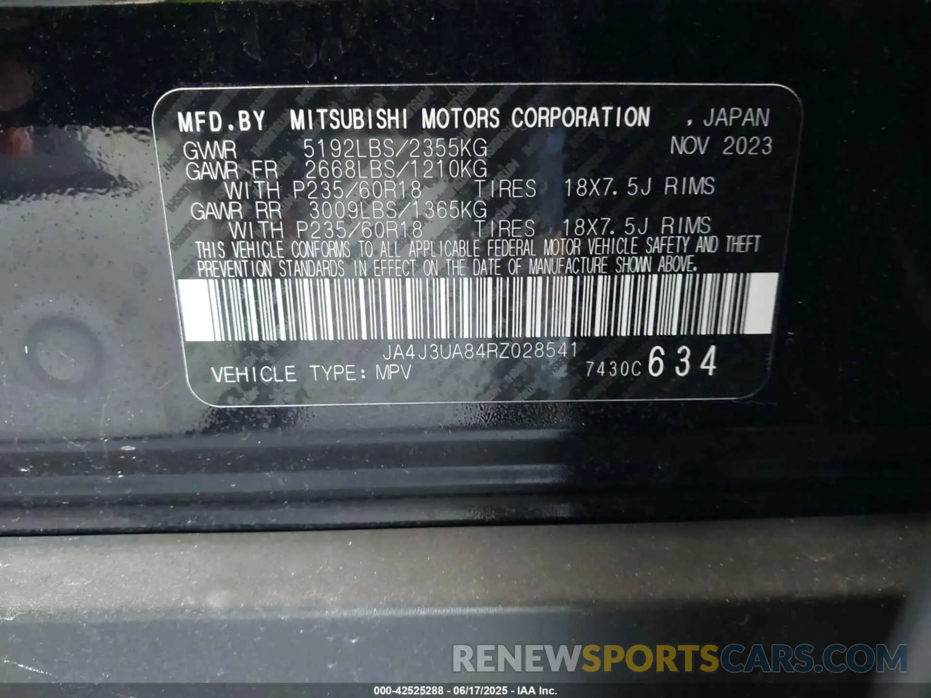 9 Photograph of a damaged car JA4J3UA84RZ028541 MITSUBISHI OUTLANDER 2024