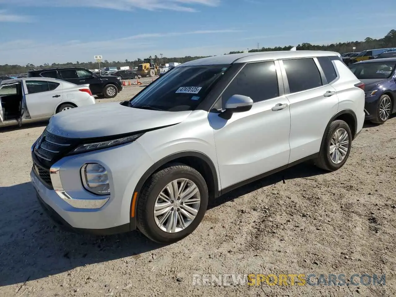 1 Photograph of a damaged car JA4J3UA84RZ080459 MITSUBISHI OUTLANDER 2024