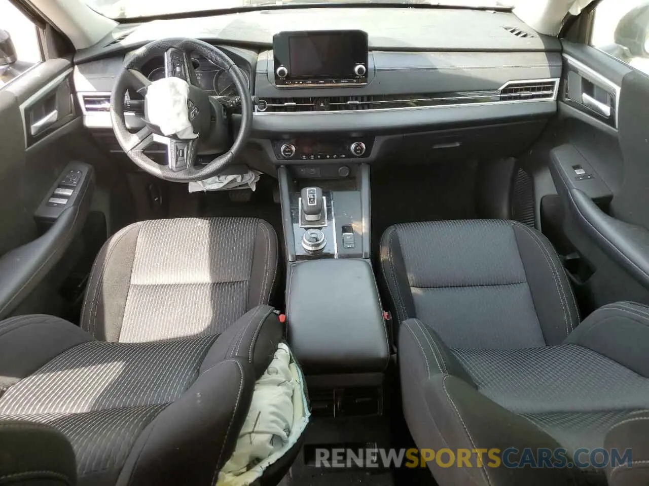 8 Photograph of a damaged car JA4J3UA84RZ083796 MITSUBISHI OUTLANDER 2024