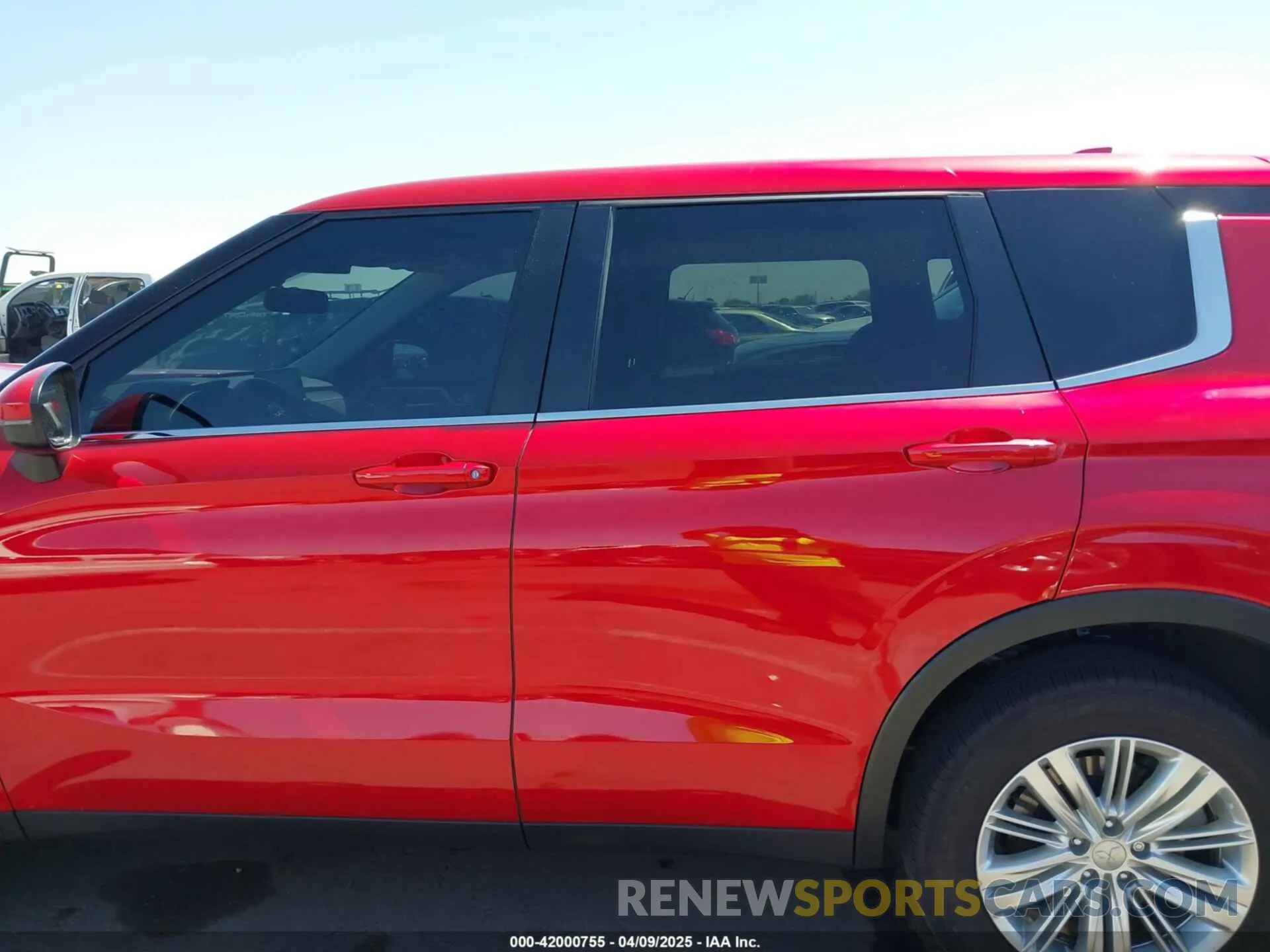 14 Photograph of a damaged car JA4J3UA85RZ034199 MITSUBISHI OUTLANDER 2024