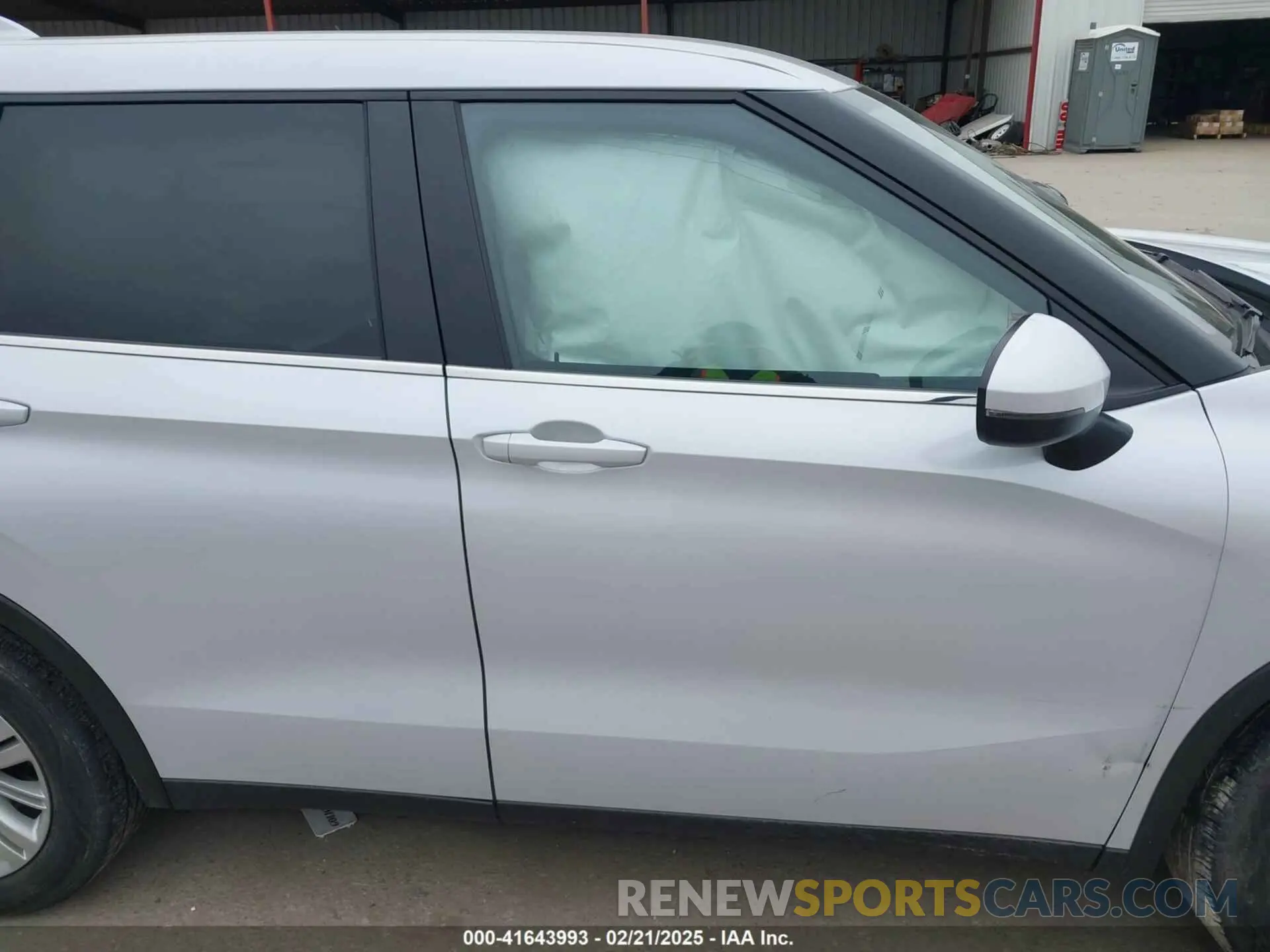 13 Photograph of a damaged car JA4J3UA86RZ007013 MITSUBISHI OUTLANDER 2024