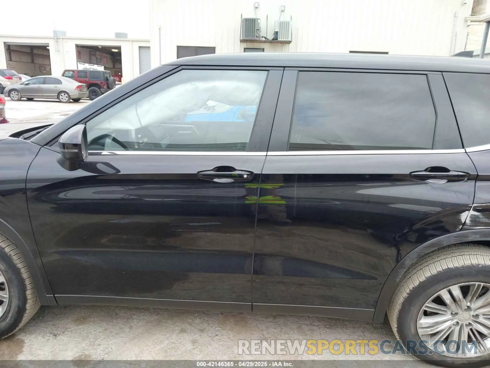 14 Photograph of a damaged car JA4J3UA87RZ073473 MITSUBISHI OUTLANDER 2024