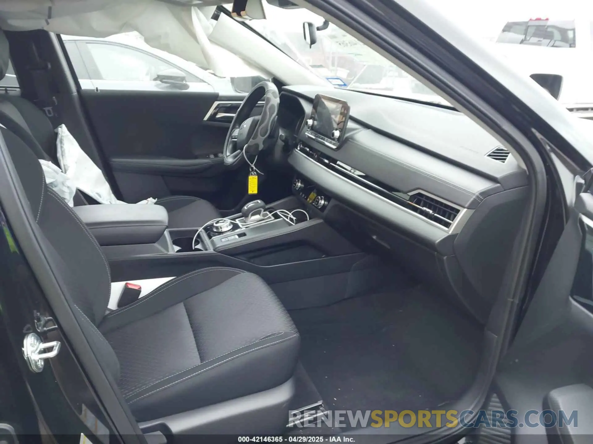 5 Photograph of a damaged car JA4J3UA87RZ073473 MITSUBISHI OUTLANDER 2024