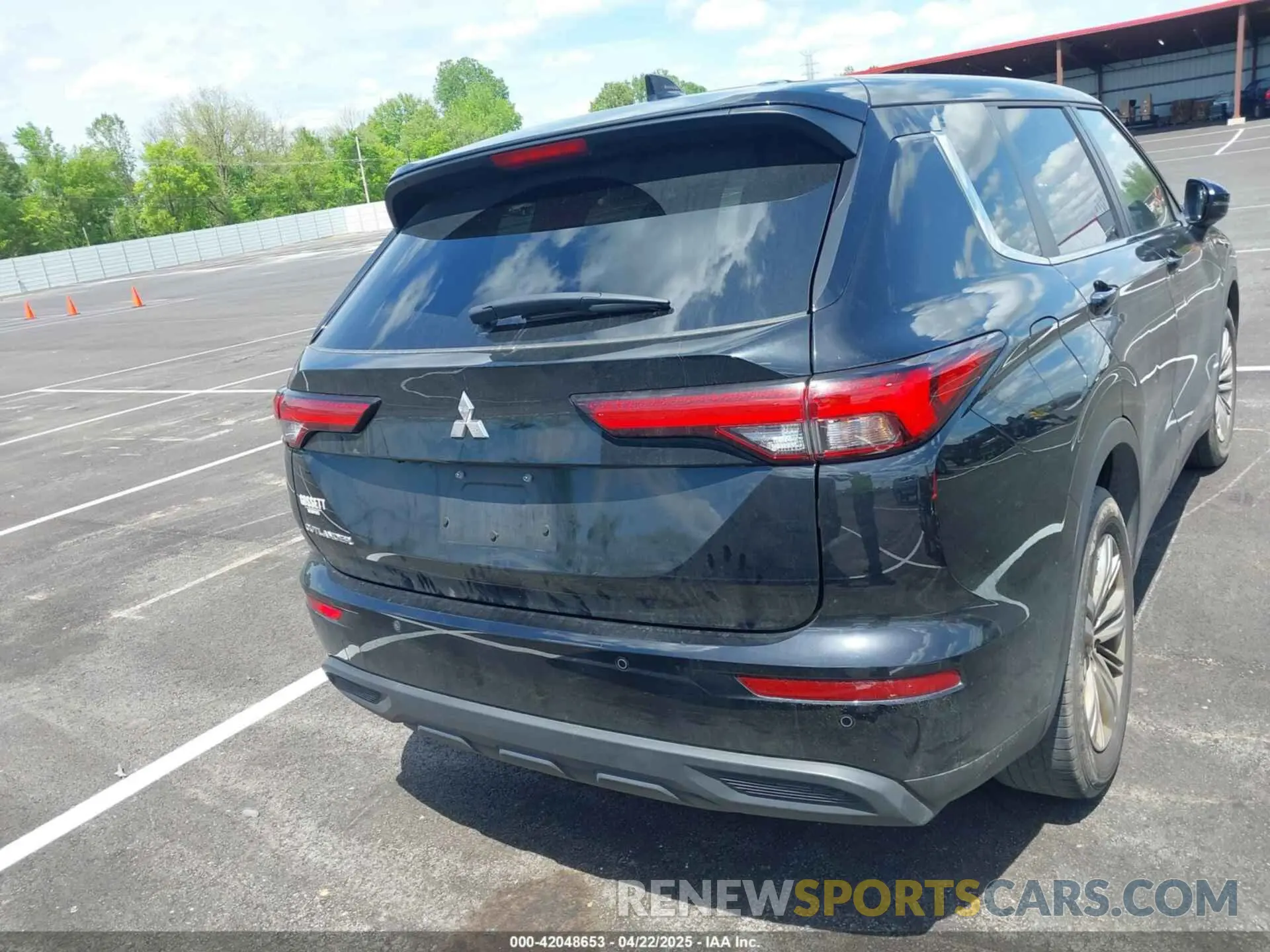 15 Photograph of a damaged car JA4J3UA88RZ028235 MITSUBISHI OUTLANDER 2024