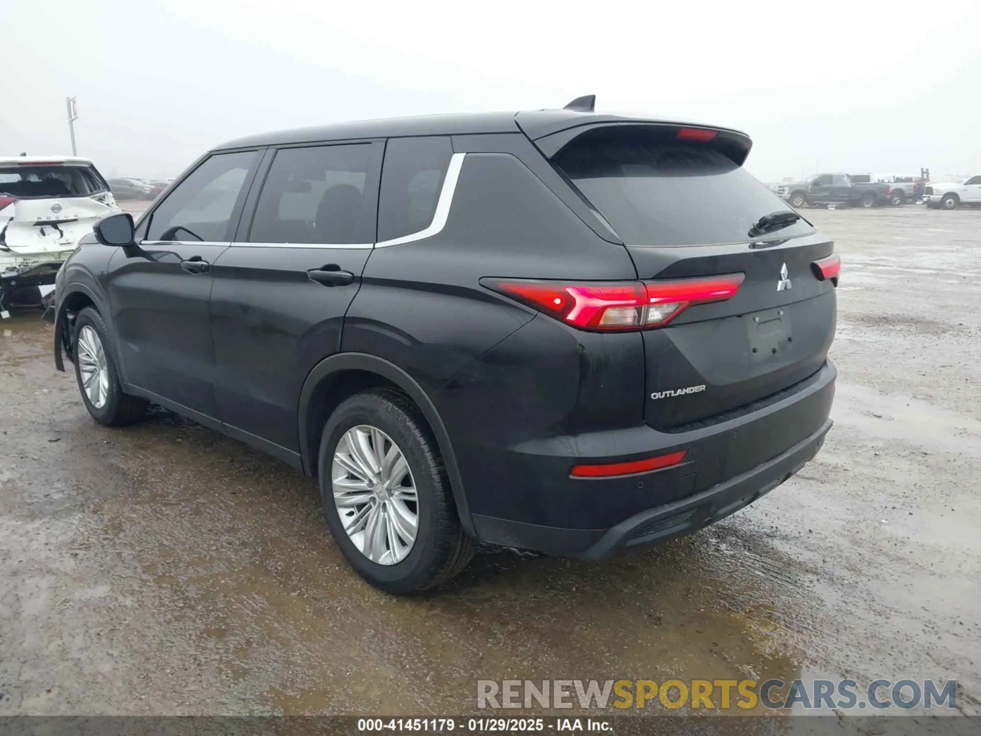 3 Photograph of a damaged car JA4J3UA88RZ074065 MITSUBISHI OUTLANDER 2024