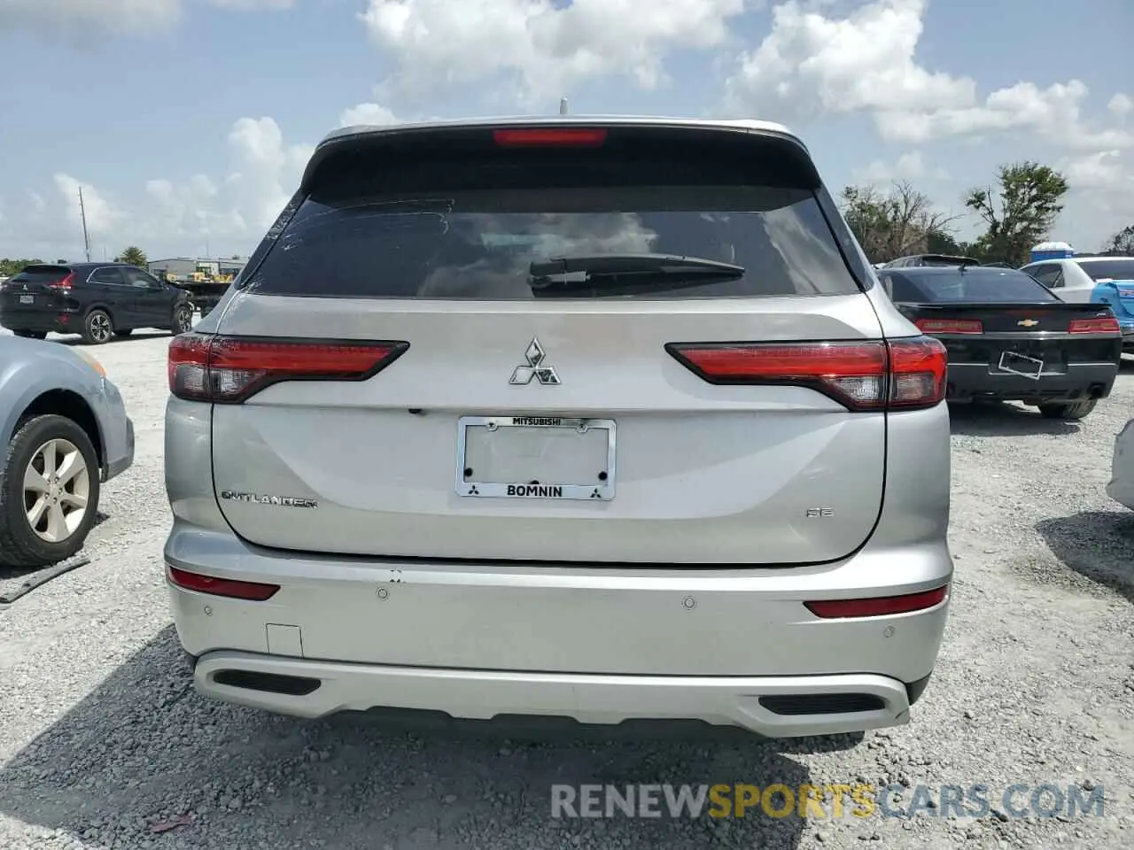6 Photograph of a damaged car JA4J3VA81RZ007605 MITSUBISHI OUTLANDER 2024
