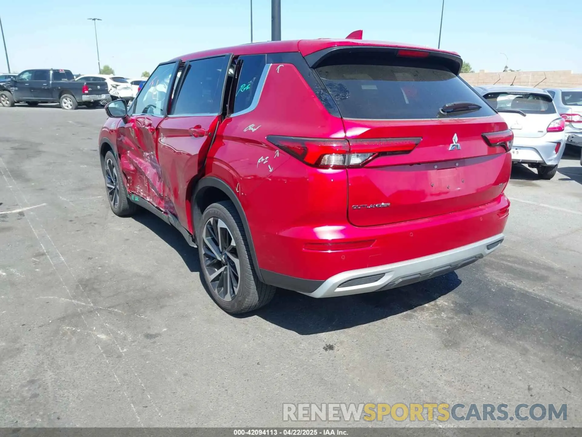 3 Photograph of a damaged car JA4J3VA81RZ008737 MITSUBISHI OUTLANDER 2024