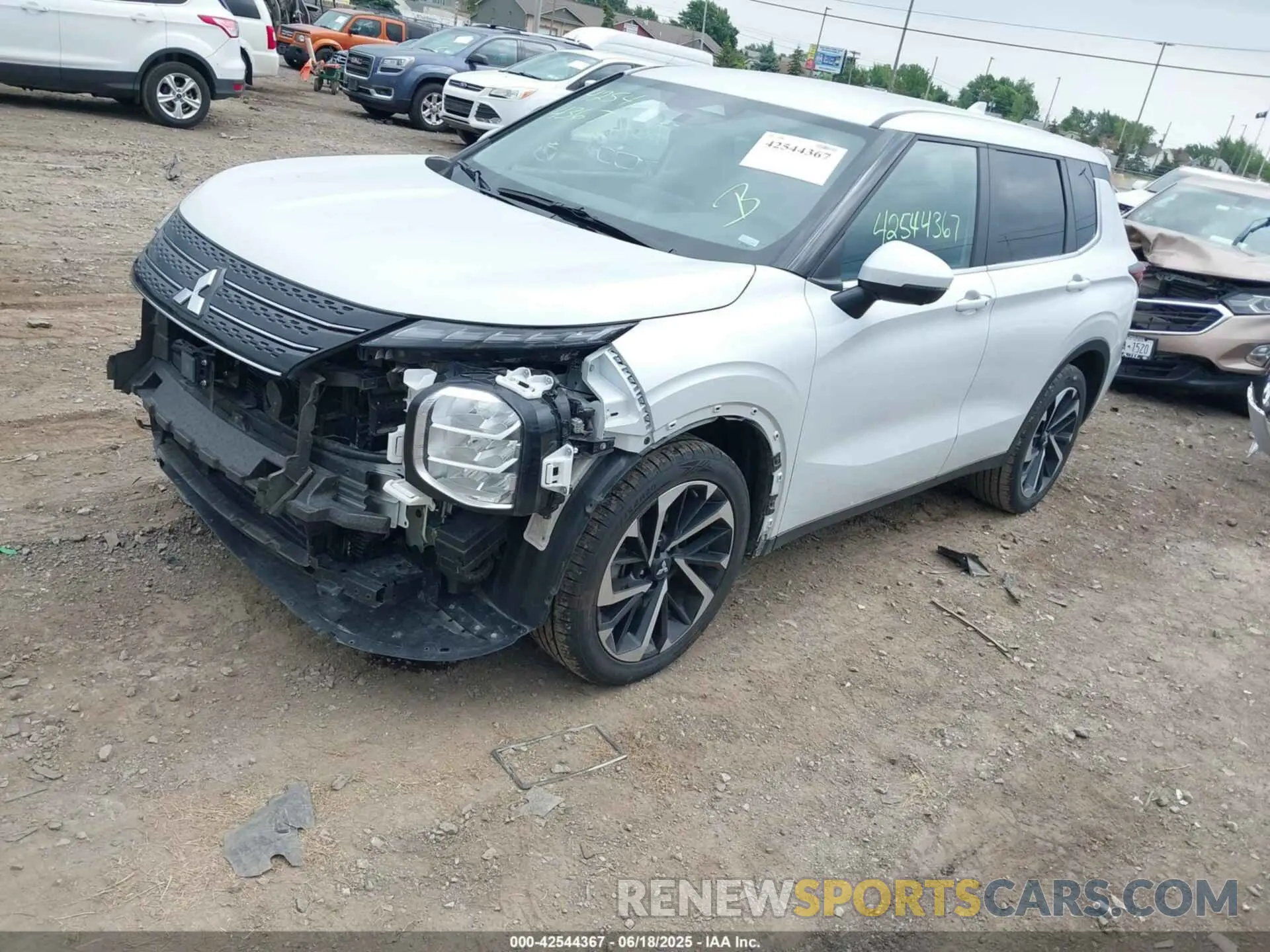 2 Photograph of a damaged car JA4J3VA81RZ030124 MITSUBISHI OUTLANDER 2024