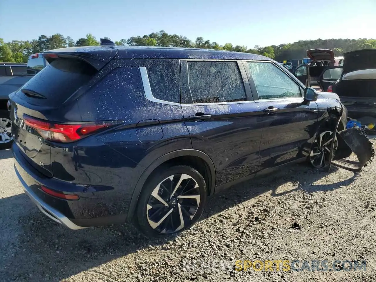 3 Photograph of a damaged car JA4J3VA81RZ042709 MITSUBISHI OUTLANDER 2024