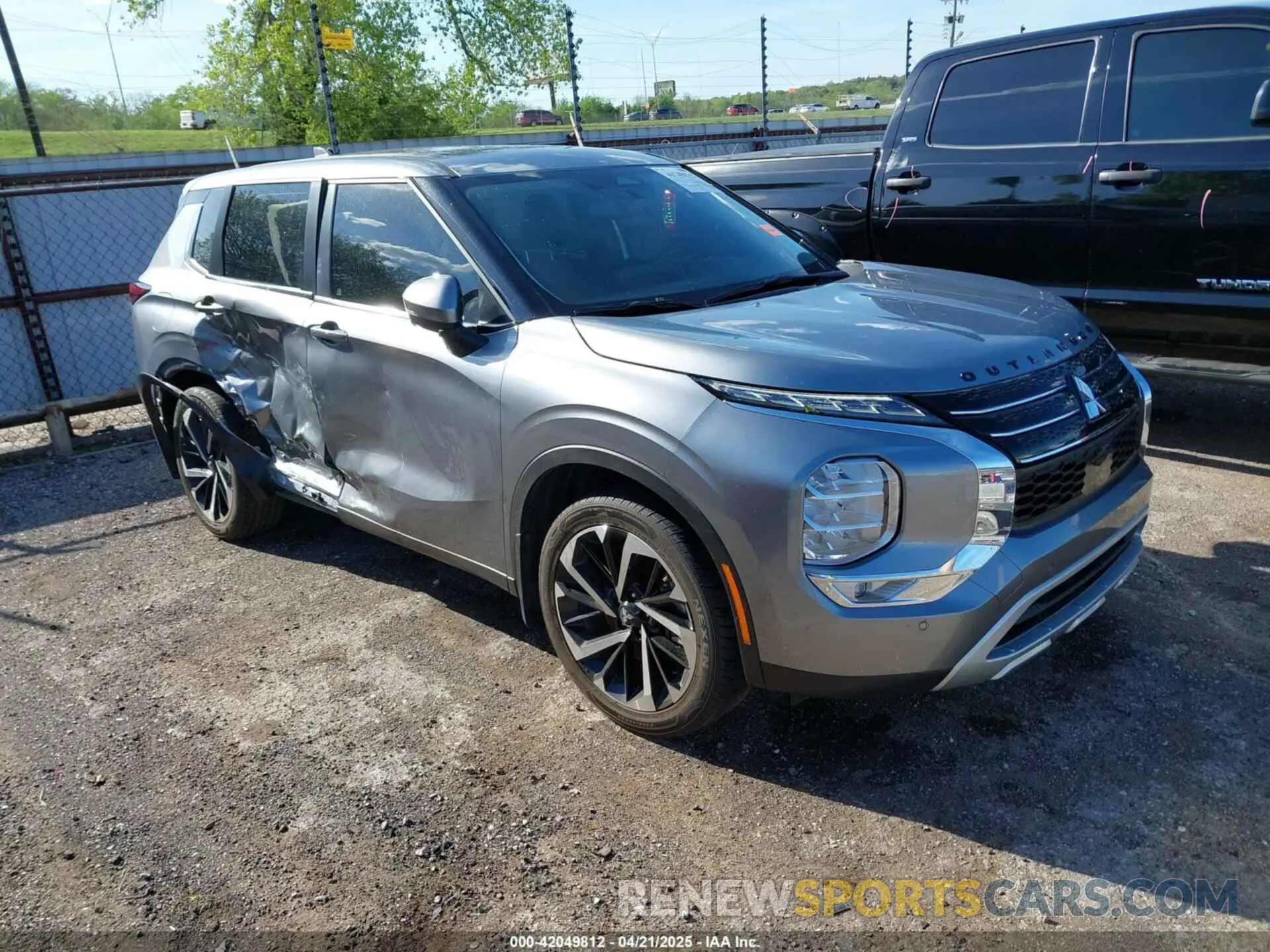 1 Photograph of a damaged car JA4J3VA82RZ011100 MITSUBISHI OUTLANDER 2024