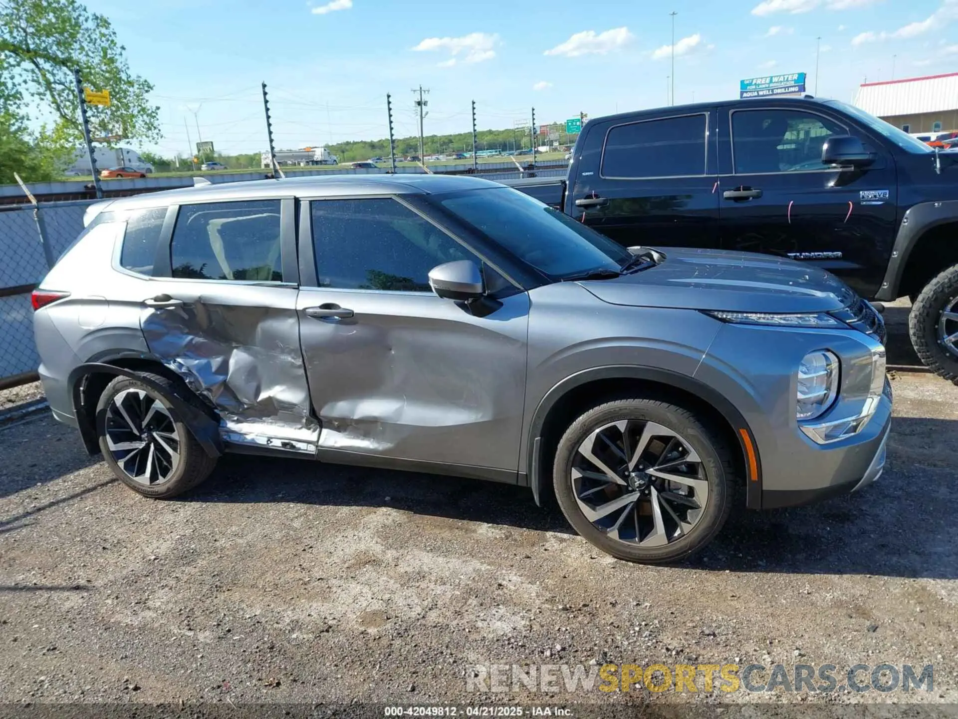 13 Photograph of a damaged car JA4J3VA82RZ011100 MITSUBISHI OUTLANDER 2024