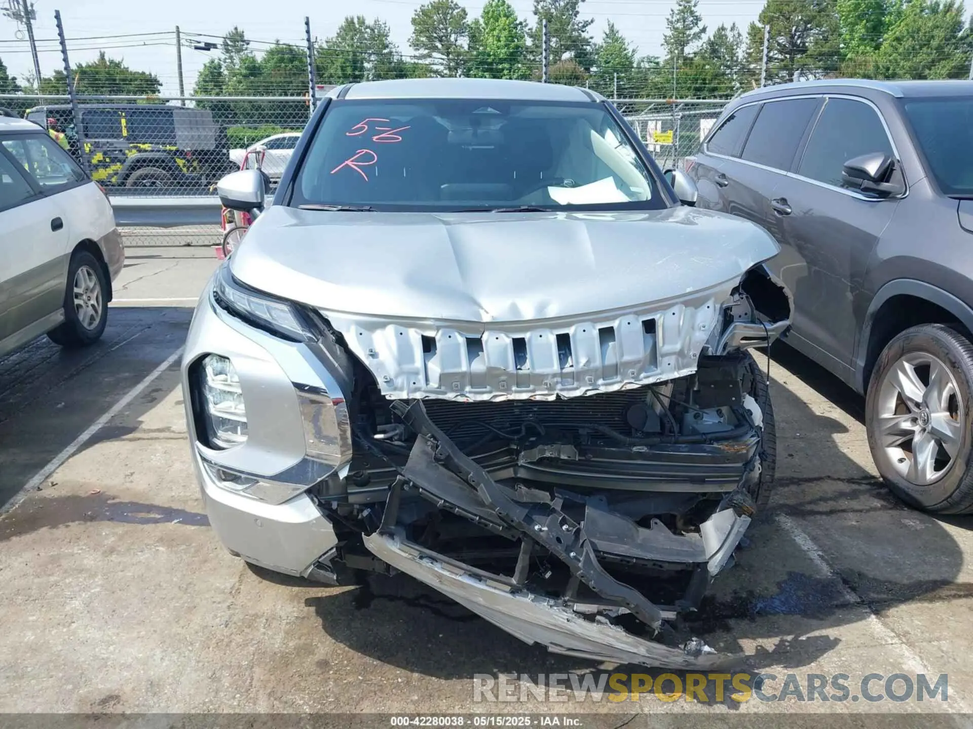 12 Photograph of a damaged car JA4J3VA83RZ027953 MITSUBISHI OUTLANDER 2024
