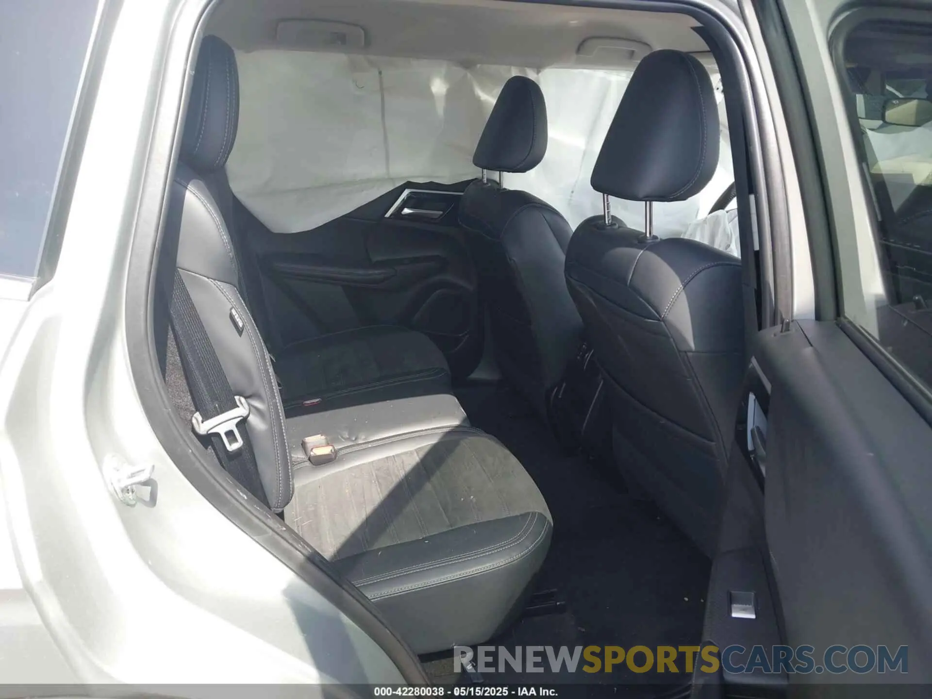 8 Photograph of a damaged car JA4J3VA83RZ027953 MITSUBISHI OUTLANDER 2024
