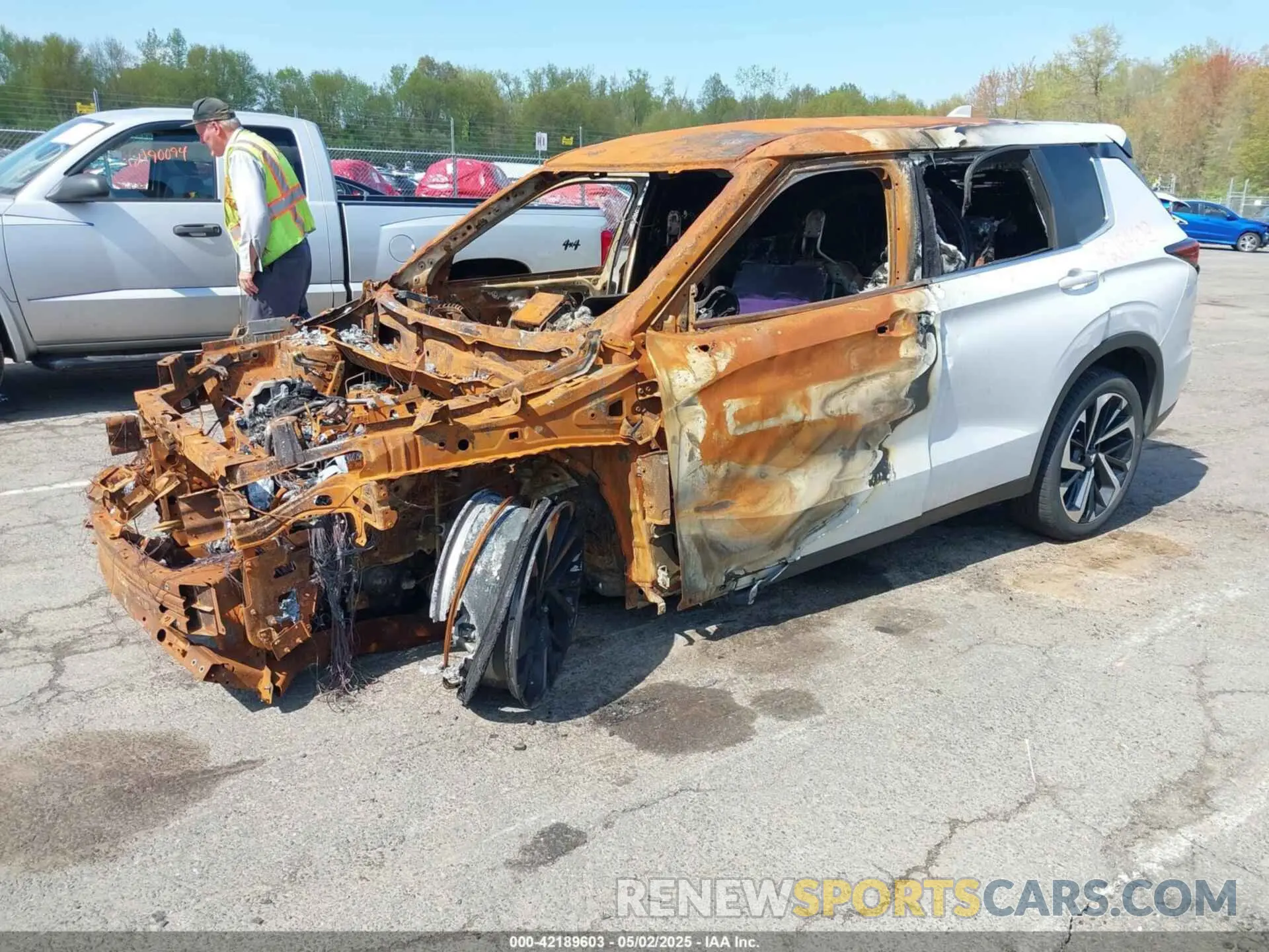 2 Photograph of a damaged car JA4J3VA83RZ030206 MITSUBISHI OUTLANDER 2024