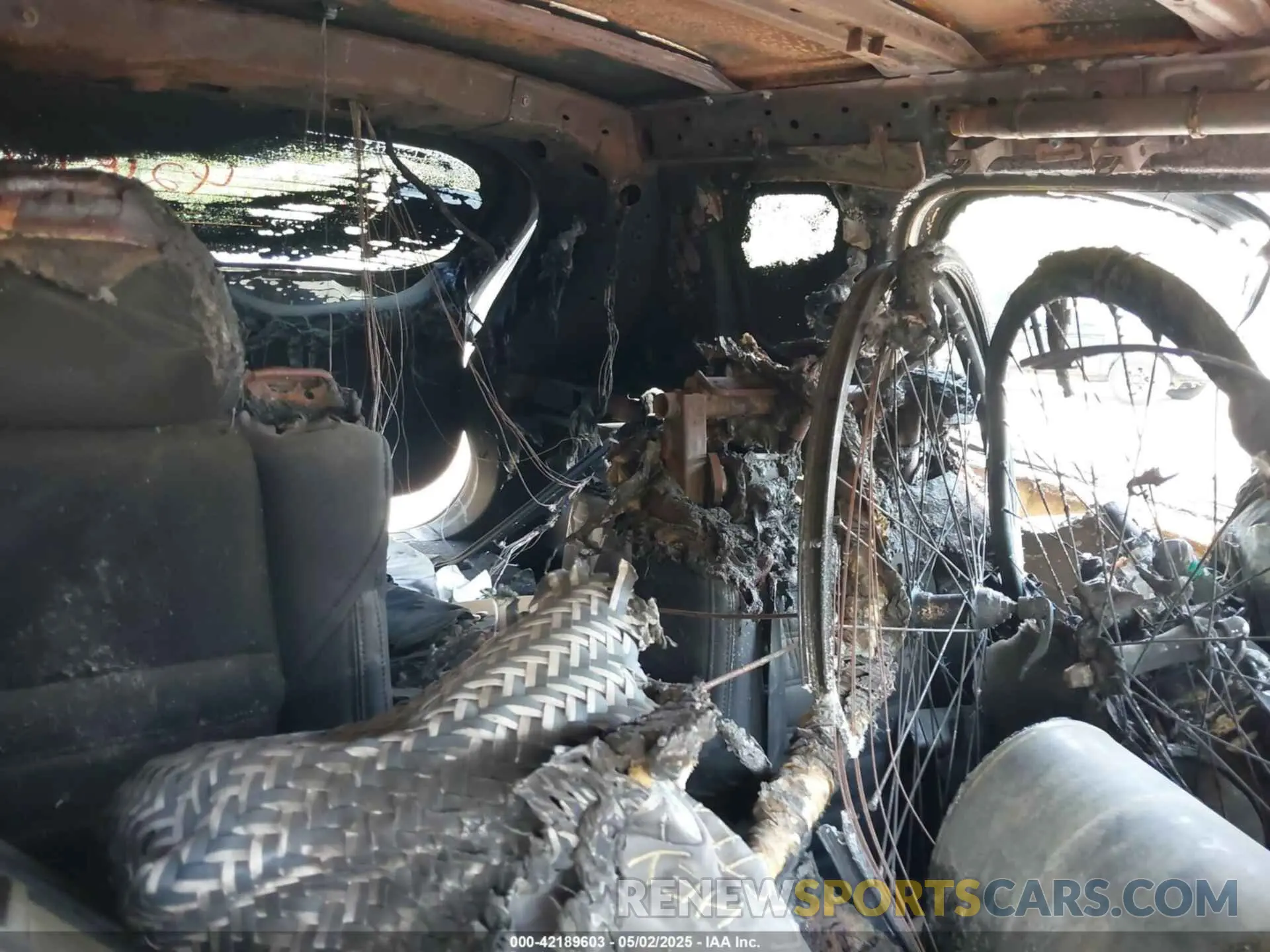 8 Photograph of a damaged car JA4J3VA83RZ030206 MITSUBISHI OUTLANDER 2024