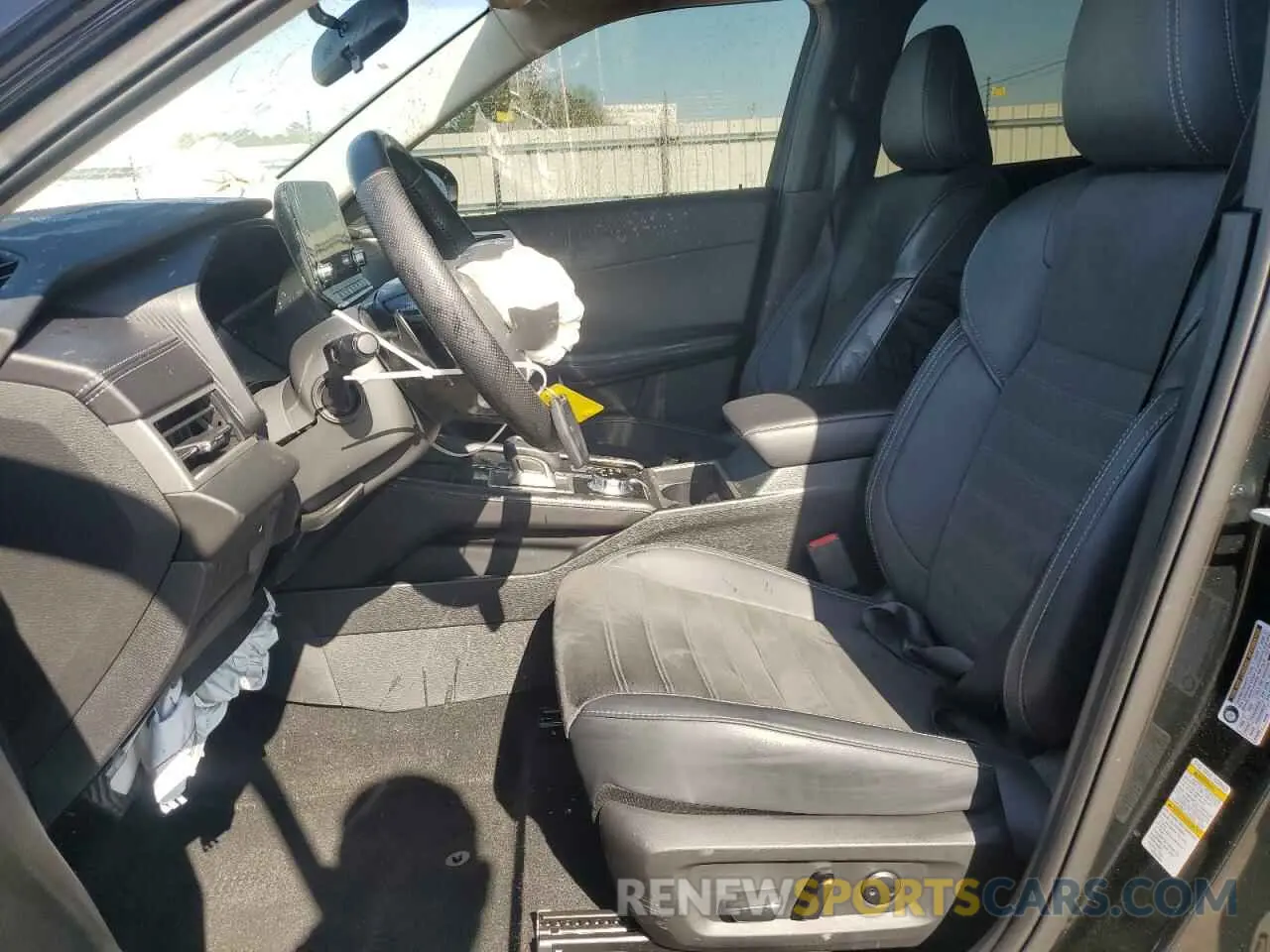 7 Photograph of a damaged car JA4J3VA83RZ043988 MITSUBISHI OUTLANDER 2024