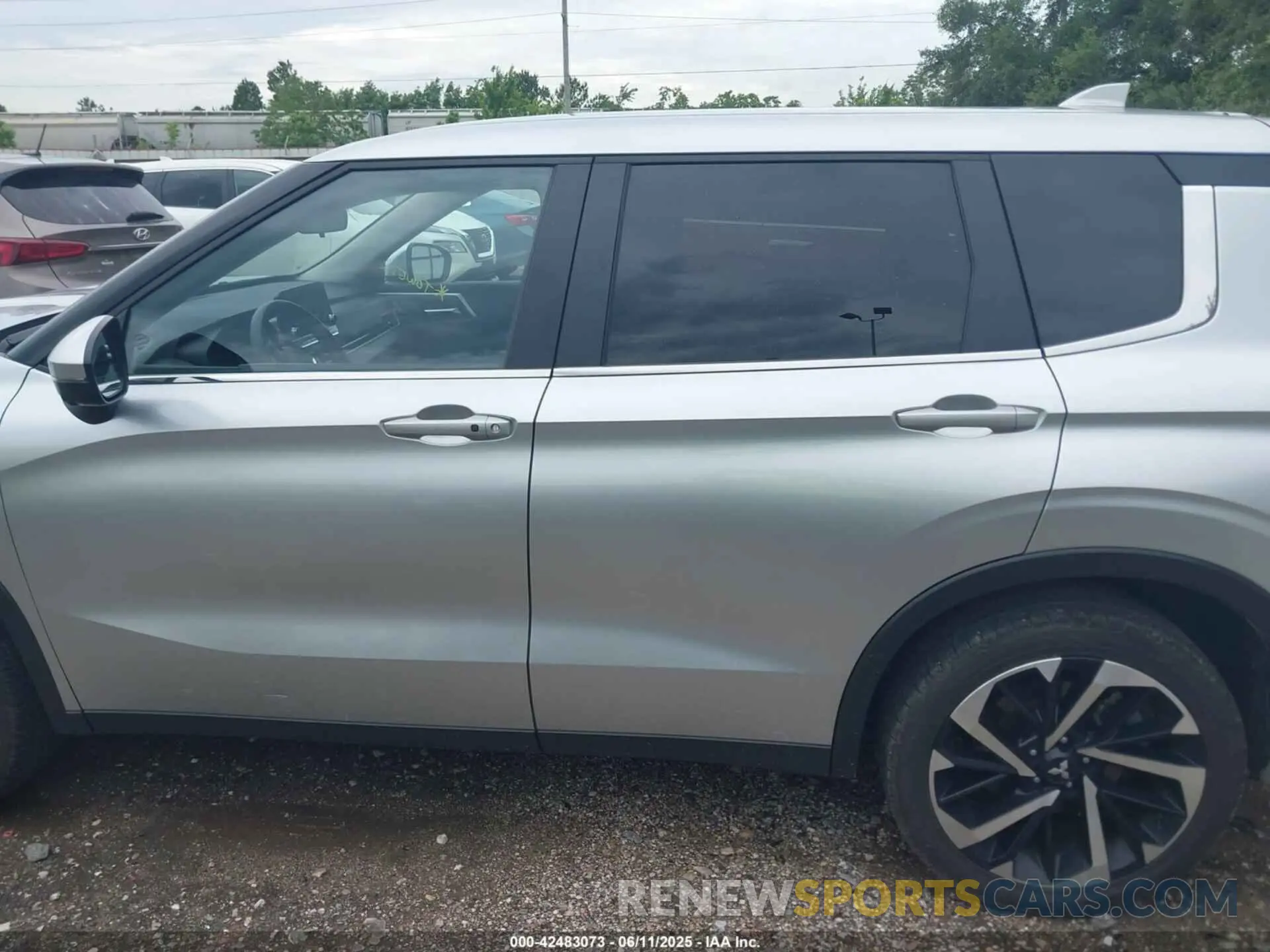 15 Photograph of a damaged car JA4J3VA83RZ068485 MITSUBISHI OUTLANDER 2024