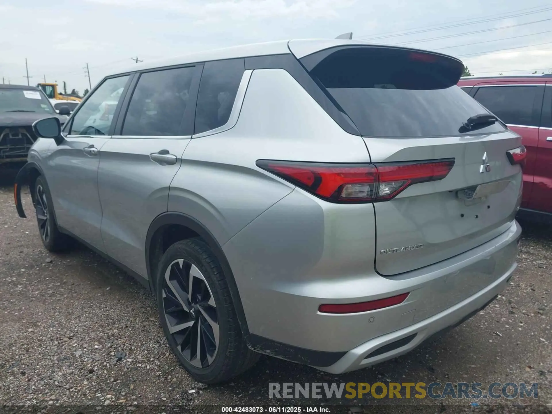 3 Photograph of a damaged car JA4J3VA83RZ068485 MITSUBISHI OUTLANDER 2024
