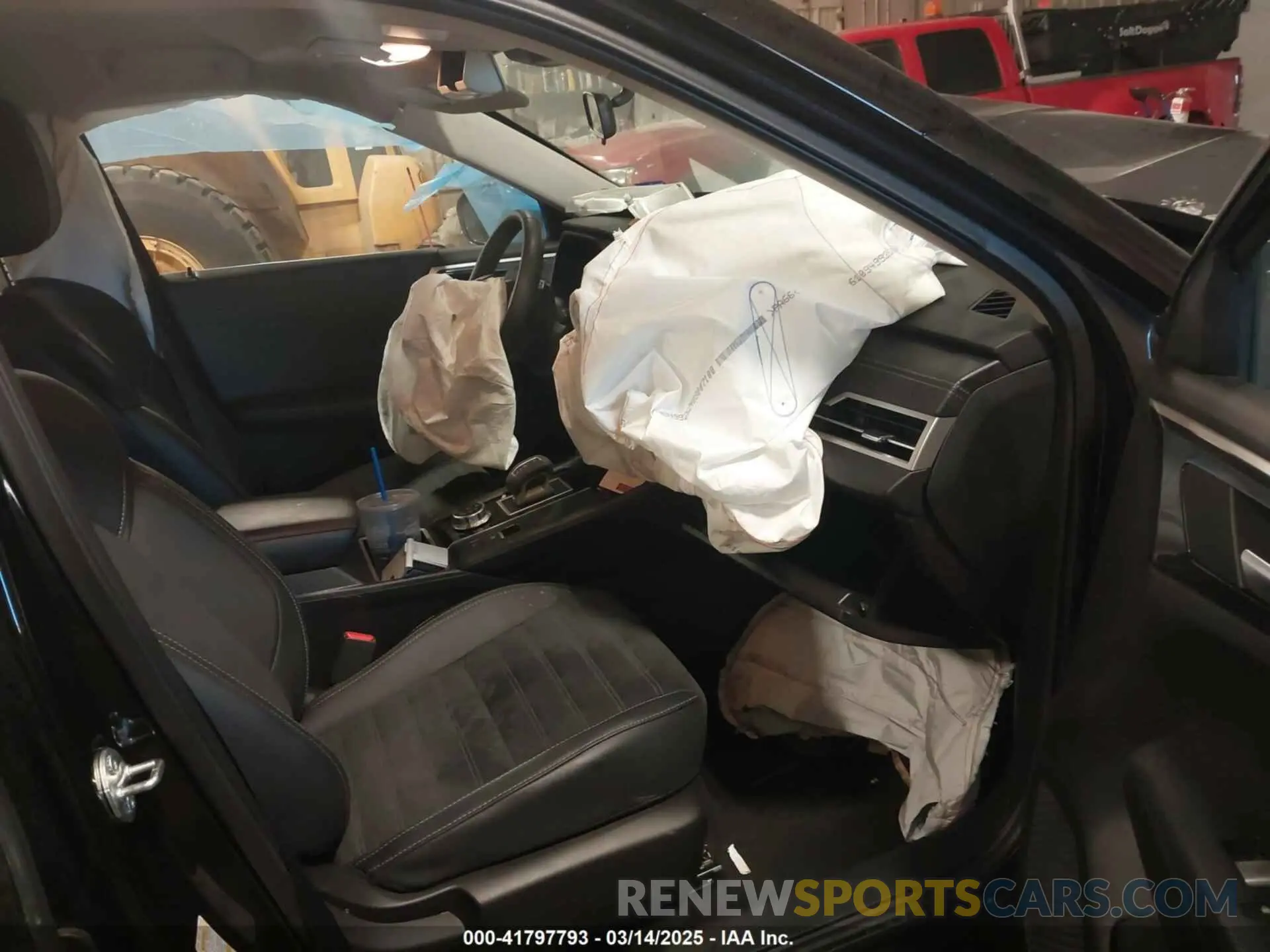5 Photograph of a damaged car JA4J3VA83RZ077087 MITSUBISHI OUTLANDER 2024