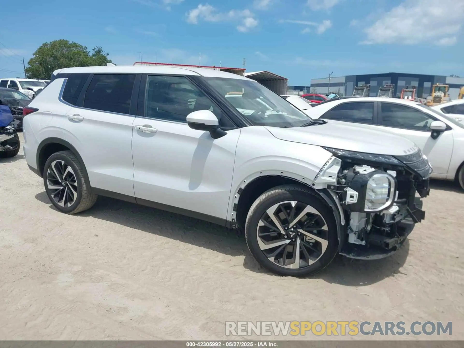 1 Photograph of a damaged car JA4J3VA83RZ082399 MITSUBISHI OUTLANDER 2024