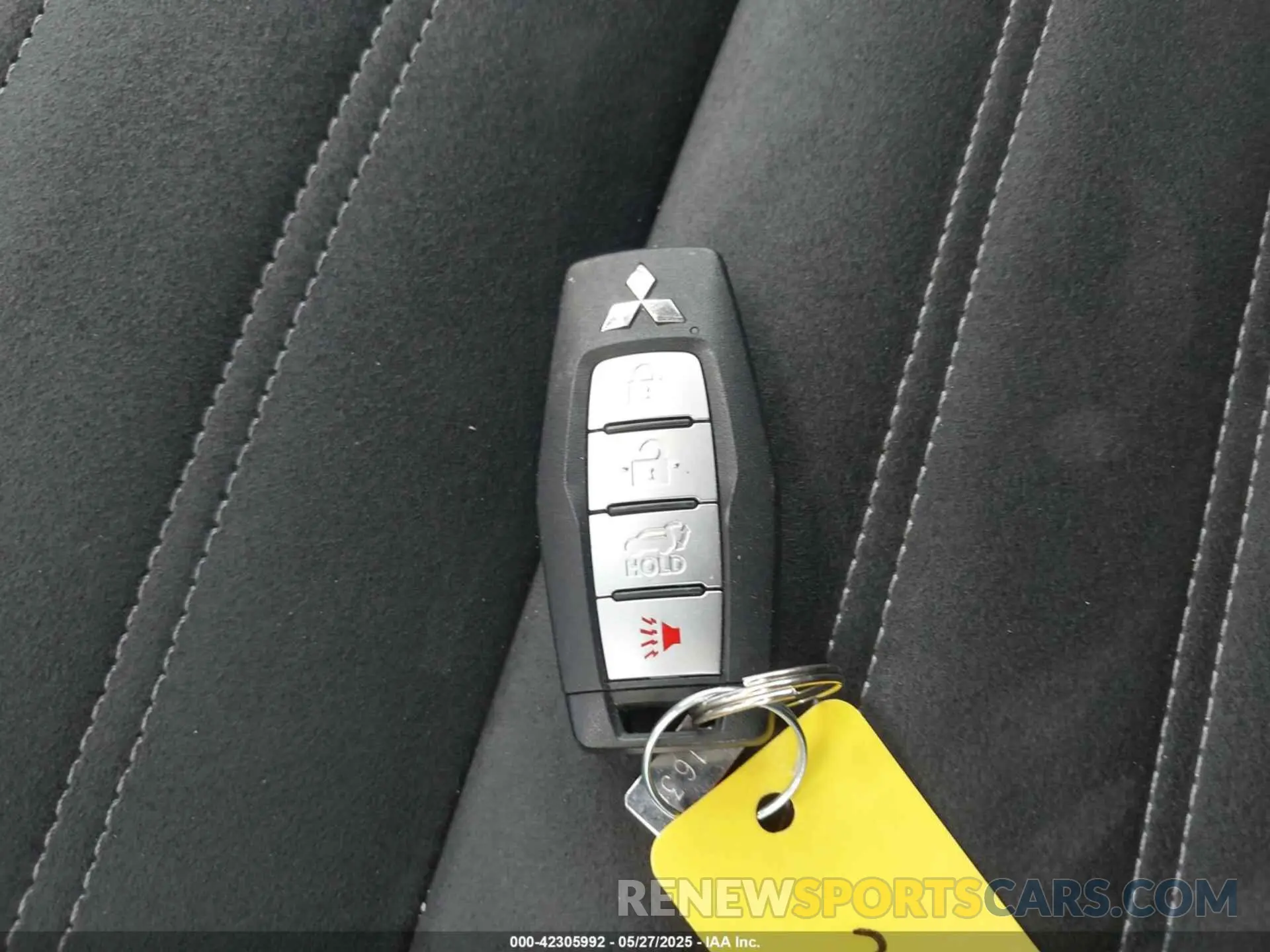11 Photograph of a damaged car JA4J3VA83RZ082399 MITSUBISHI OUTLANDER 2024