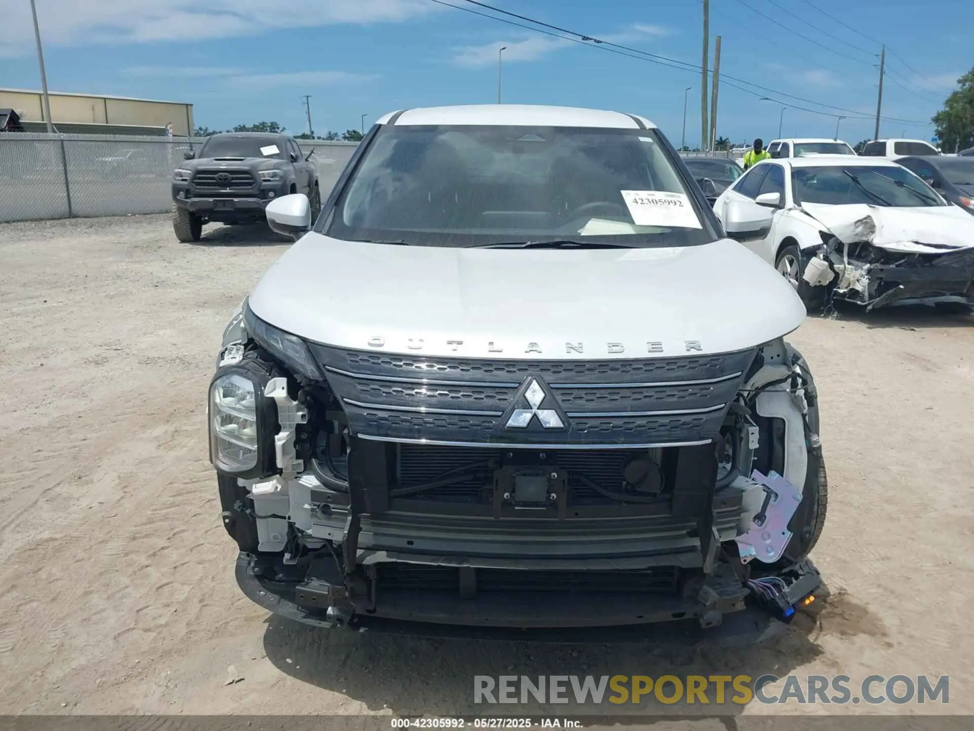 12 Photograph of a damaged car JA4J3VA83RZ082399 MITSUBISHI OUTLANDER 2024
