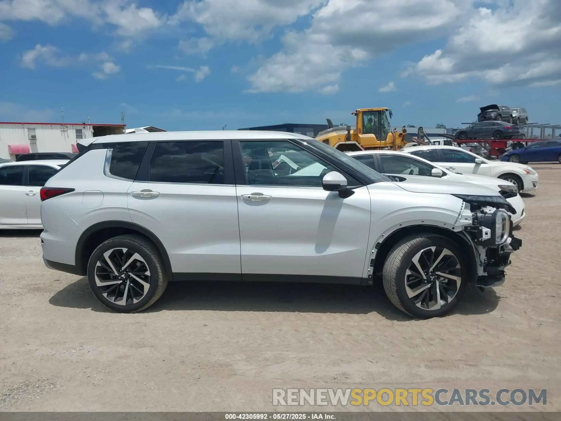 13 Photograph of a damaged car JA4J3VA83RZ082399 MITSUBISHI OUTLANDER 2024