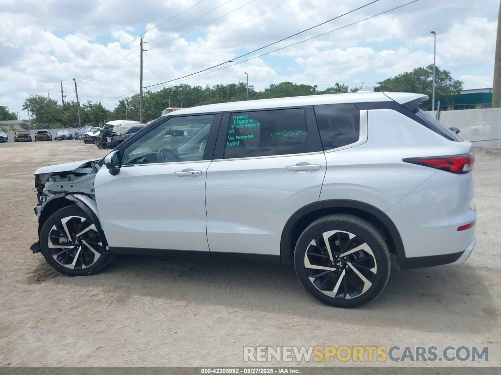 14 Photograph of a damaged car JA4J3VA83RZ082399 MITSUBISHI OUTLANDER 2024