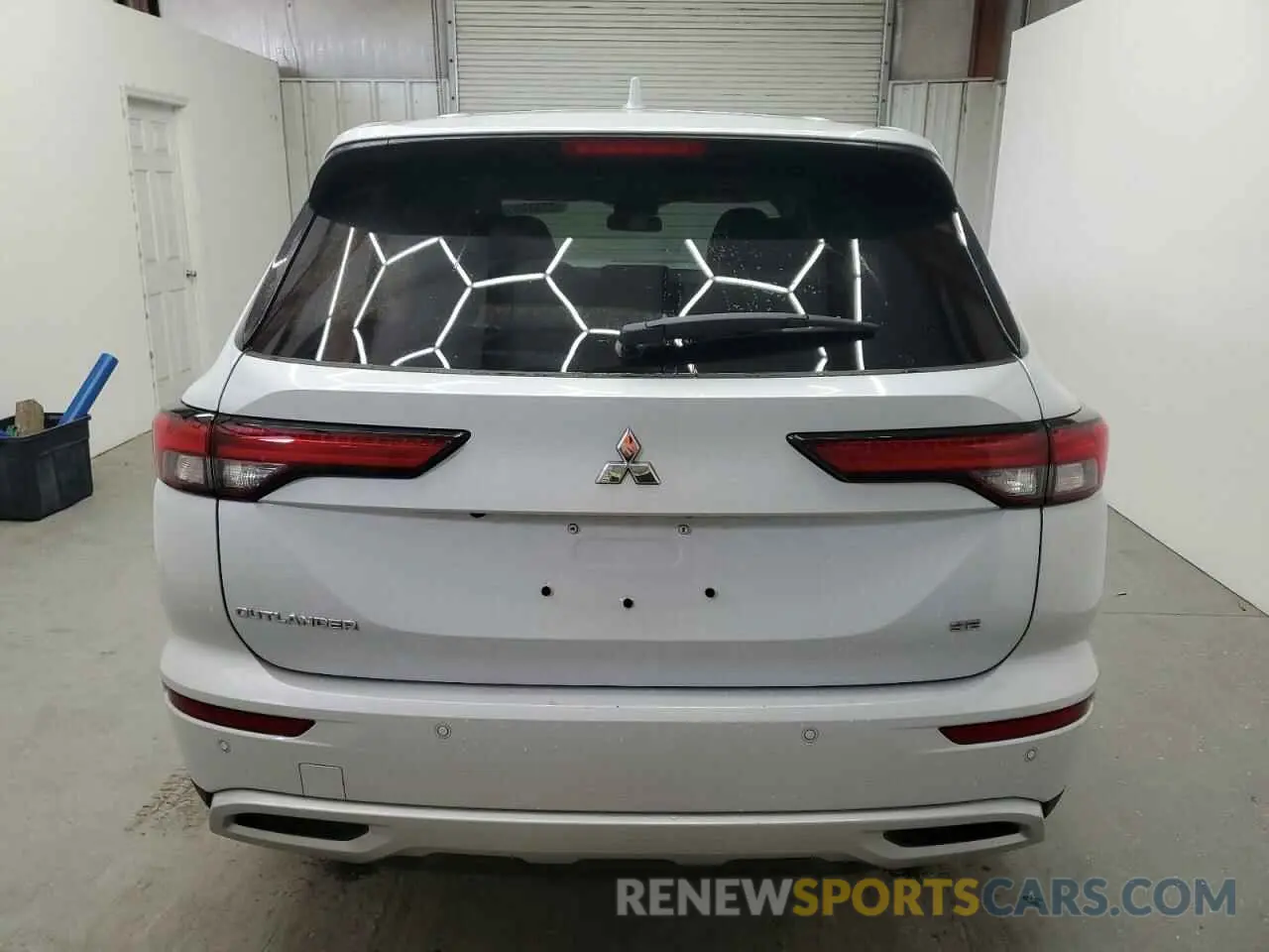 6 Photograph of a damaged car JA4J3VA83RZ089160 MITSUBISHI OUTLANDER 2024