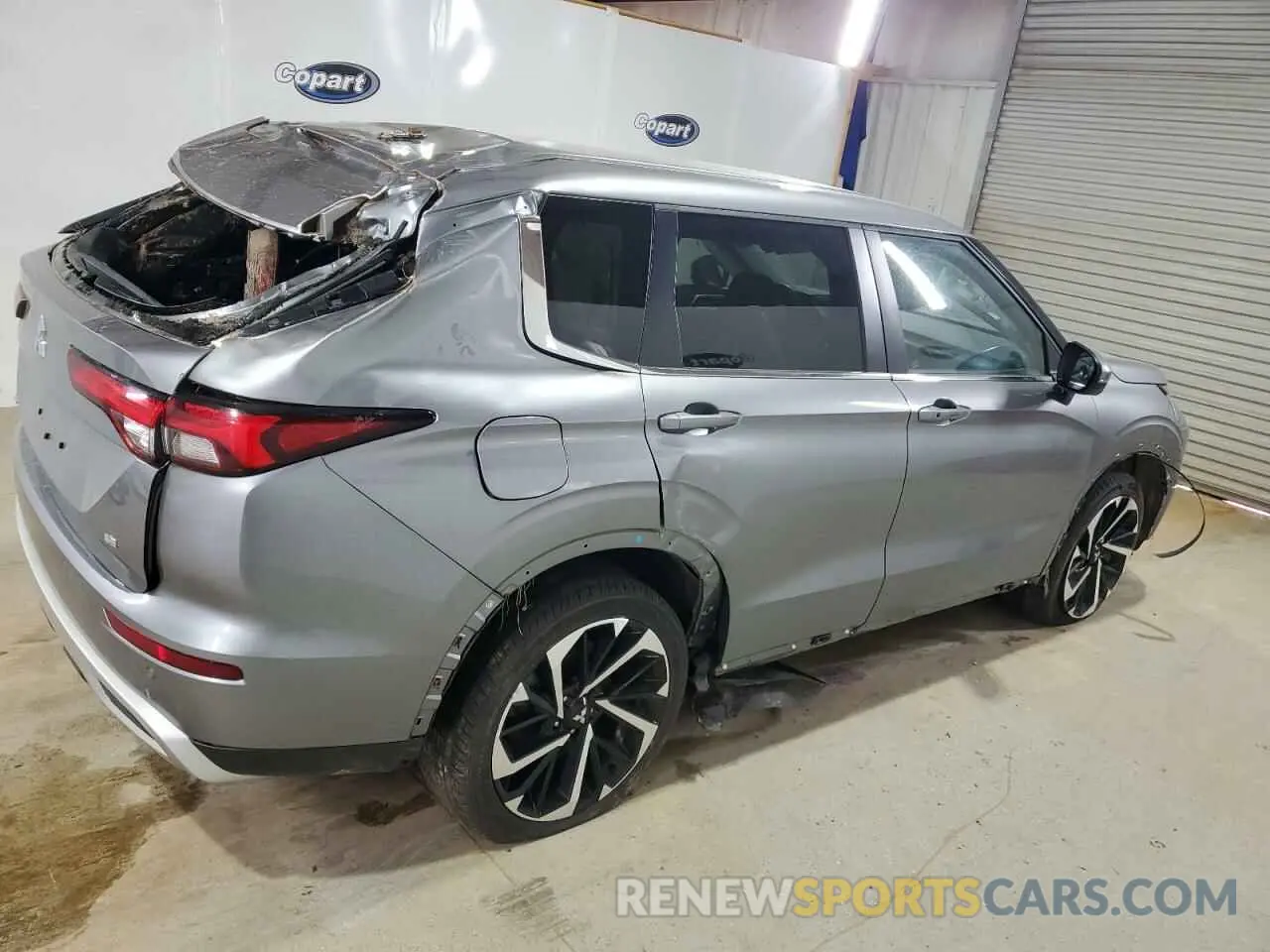 3 Photograph of a damaged car JA4J3VA84RZ013771 MITSUBISHI OUTLANDER 2024