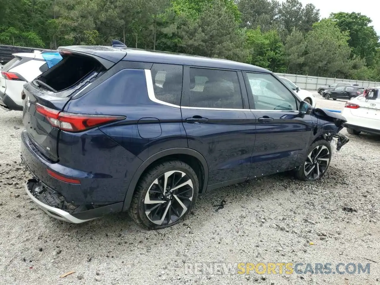 3 Photograph of a damaged car JA4J3VA87RZ013926 MITSUBISHI OUTLANDER 2024