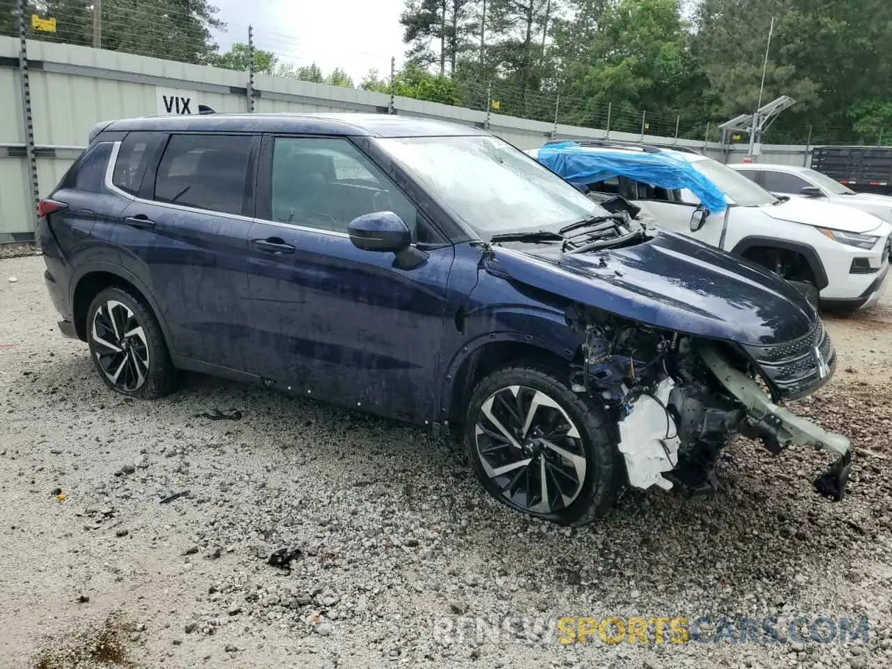 4 Photograph of a damaged car JA4J3VA87RZ013926 MITSUBISHI OUTLANDER 2024